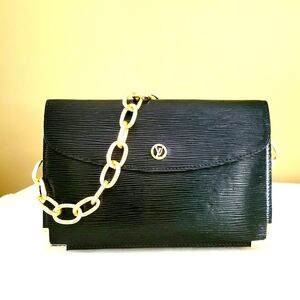 Louis Vuitton Clutch Crossbody Handbag